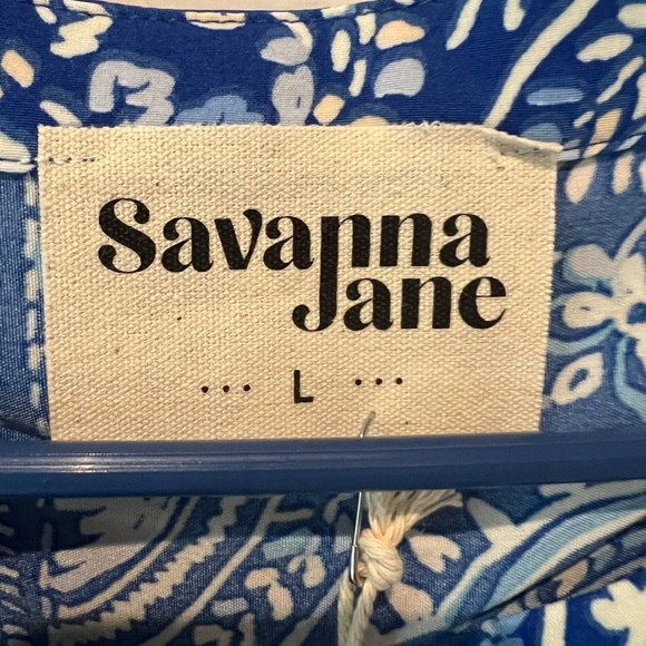 Savanna Jane Blue Embroidered Blouse size large NWT - Picture 2 of 16